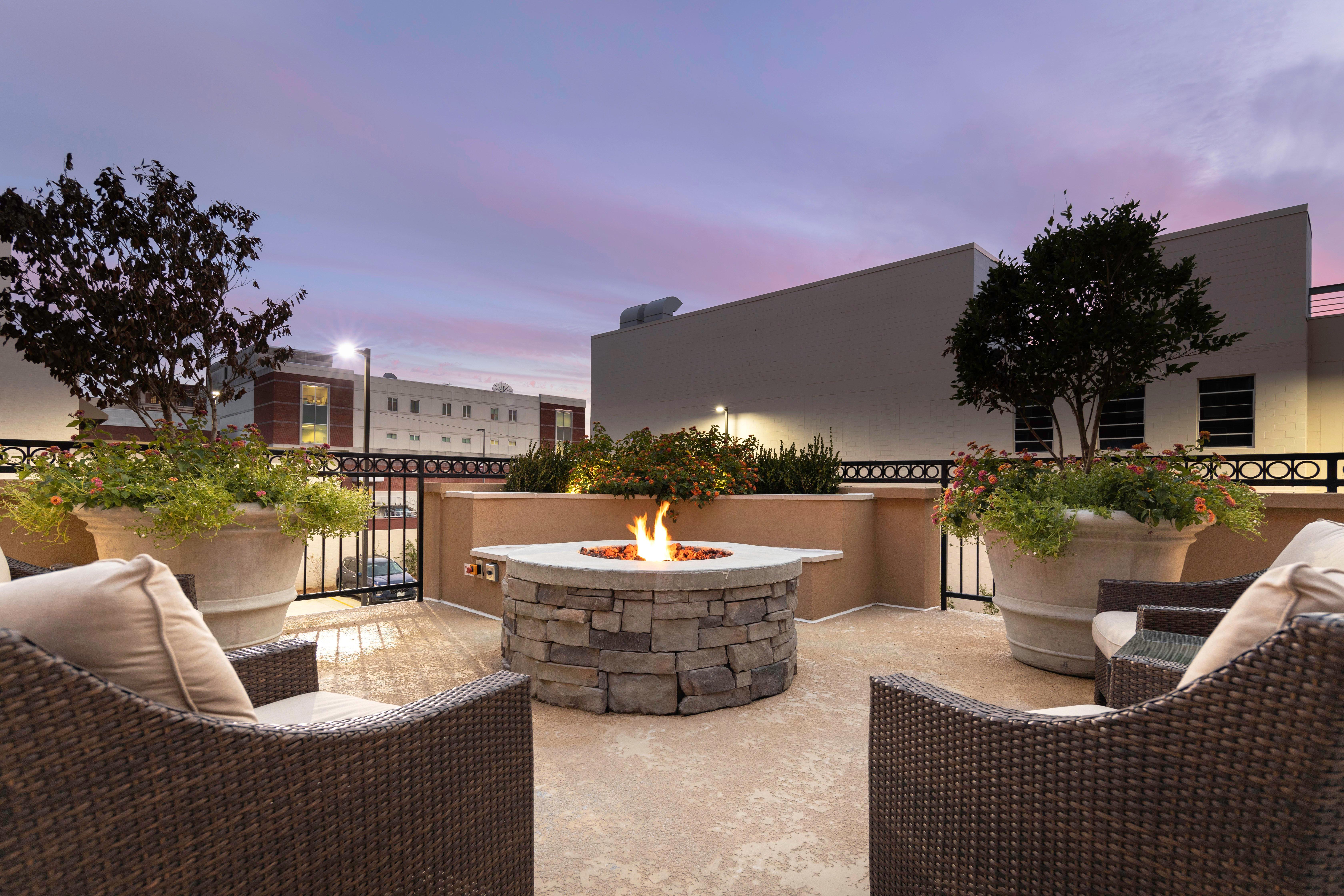 Staybridge Suites Montgomery - Downtown By Ihg Ngoại thất bức ảnh